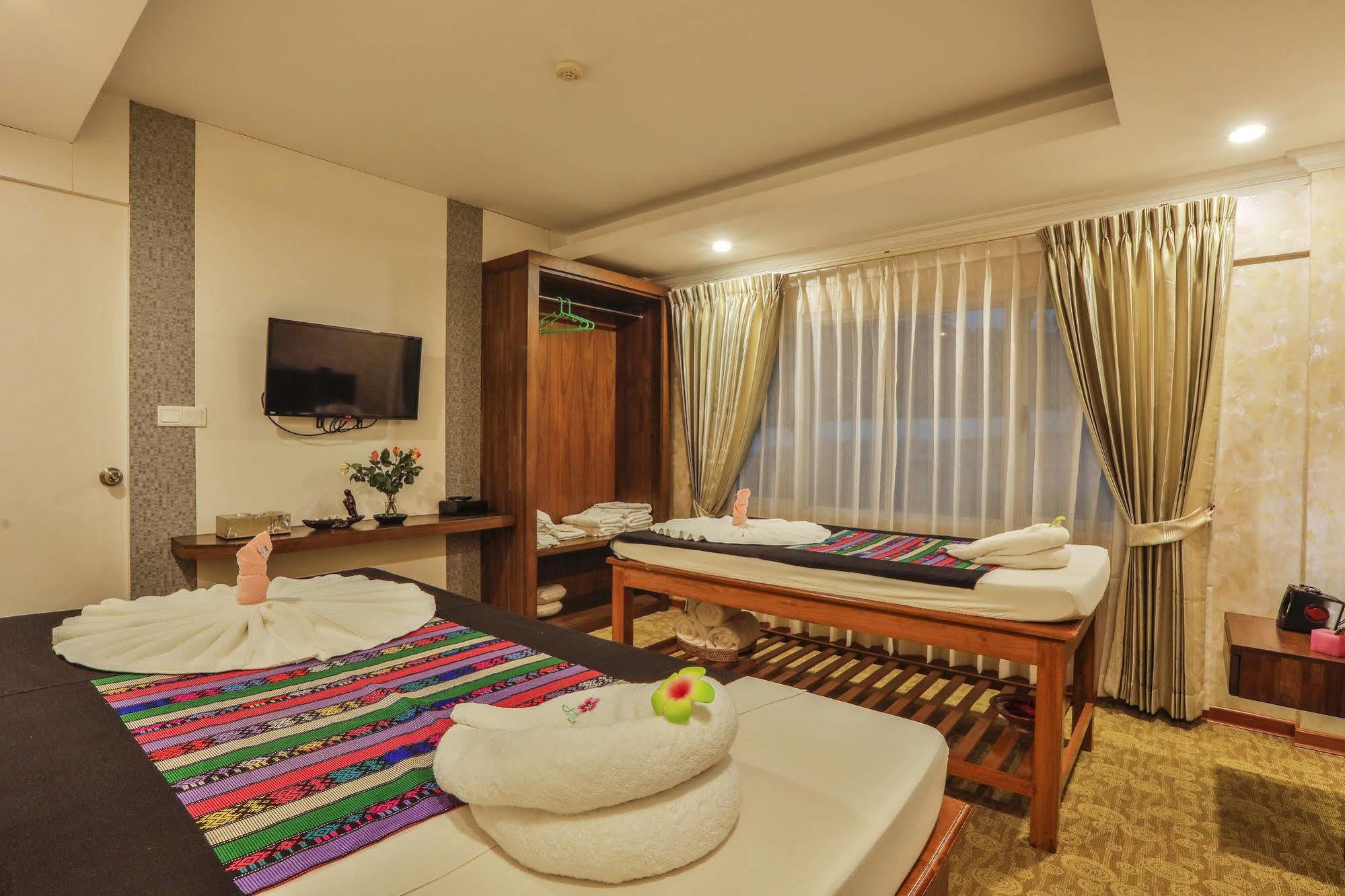 Royal Taunggyi Hotel Экстерьер фото